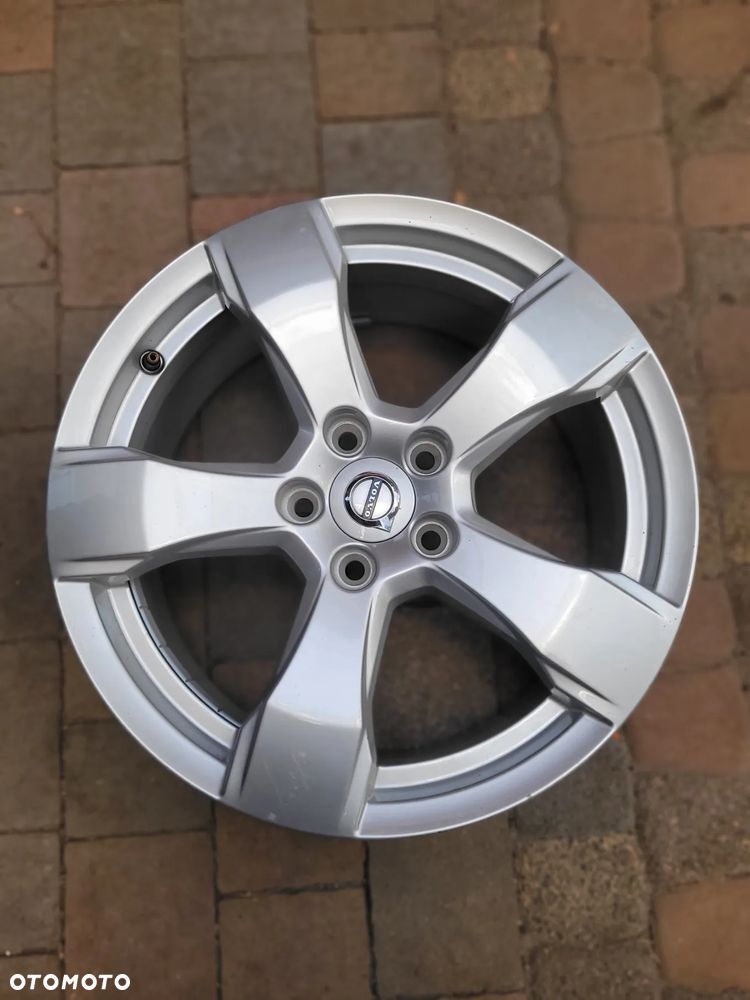 ALUFELGA ORYG. VOLVO - 7.5Jx17 ET 50.5 5x108 Jak Nowa