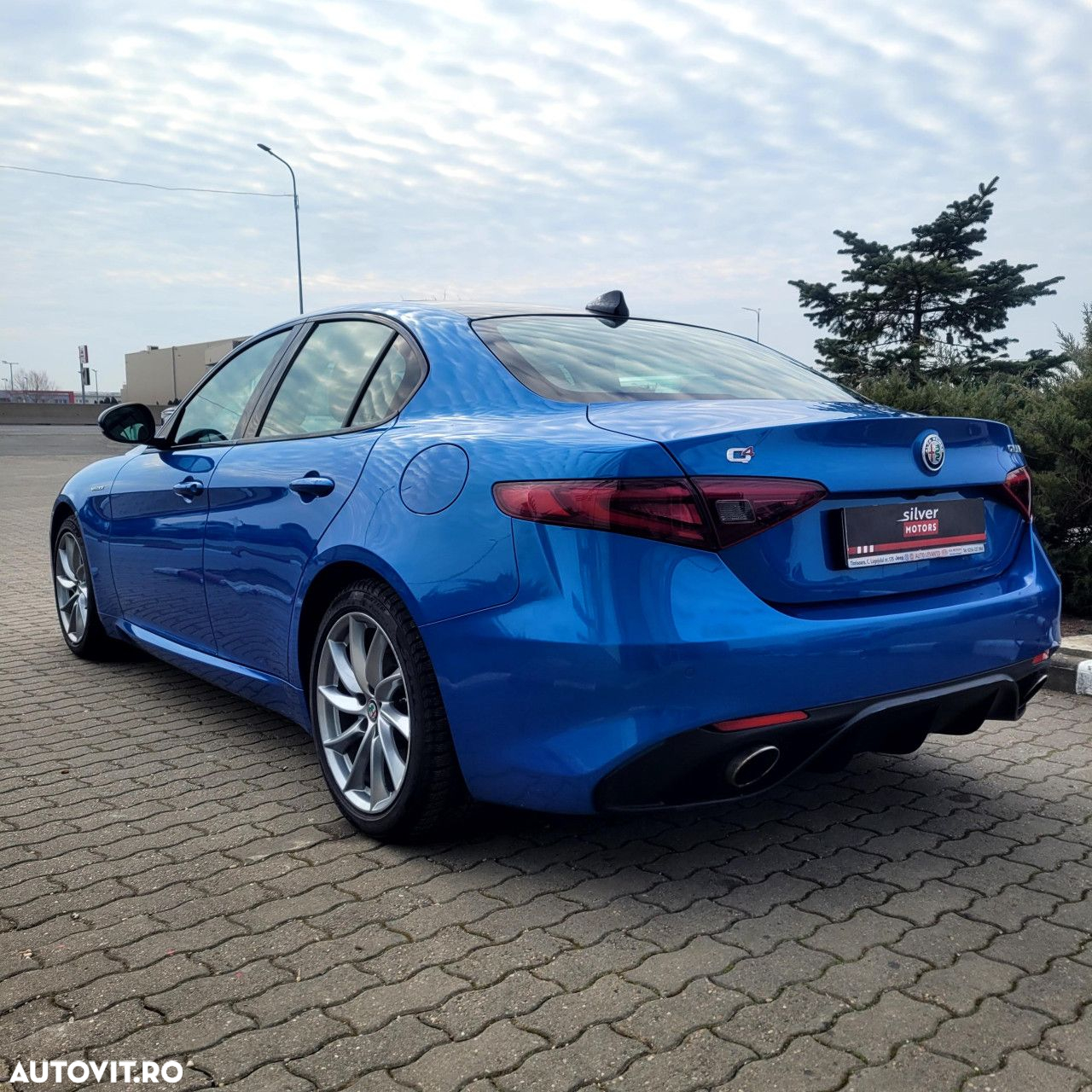 Alfa Romeo Giulia - 10