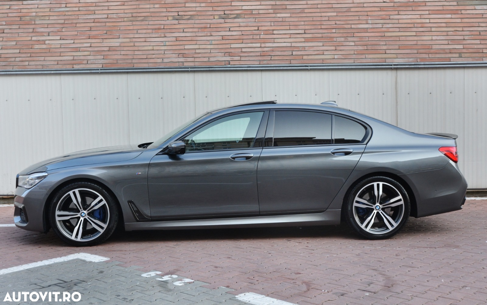 BMW Seria 7 740d xDrive - 17