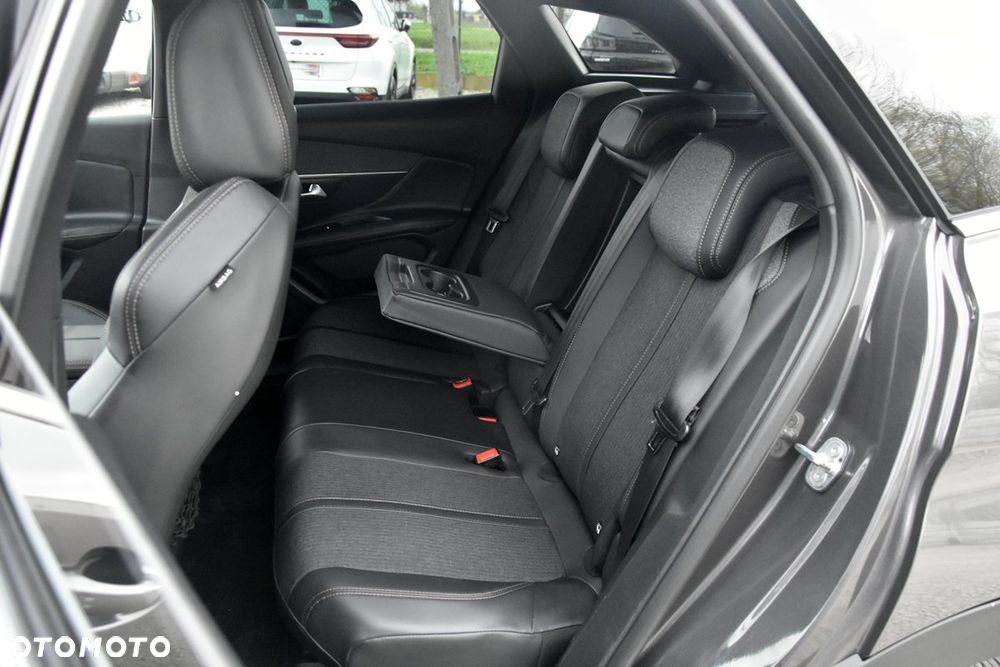 Peugeot 3008 - 22