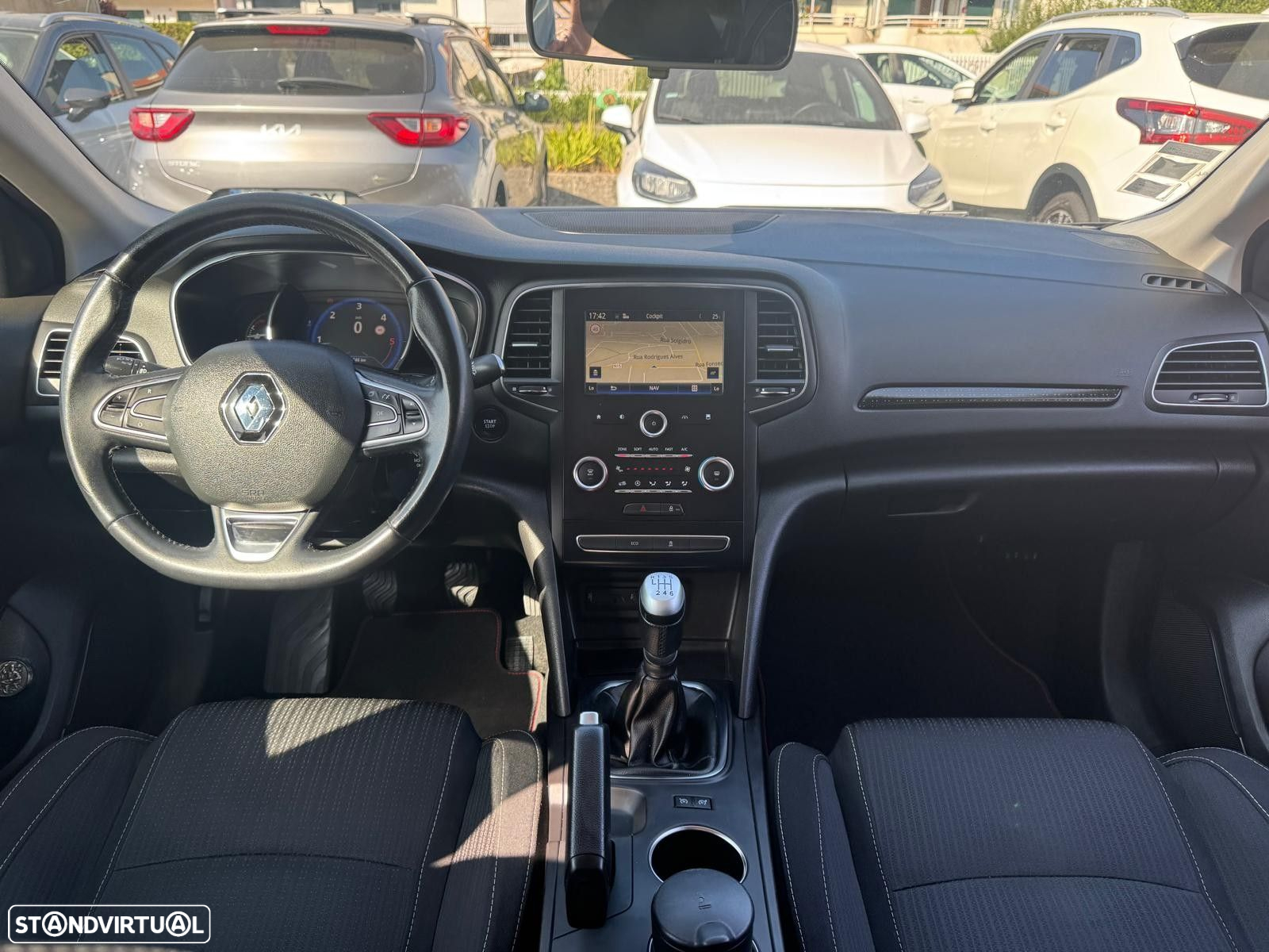 Renault Mégane Sport Tourer 1.5 dCi Limited - 11