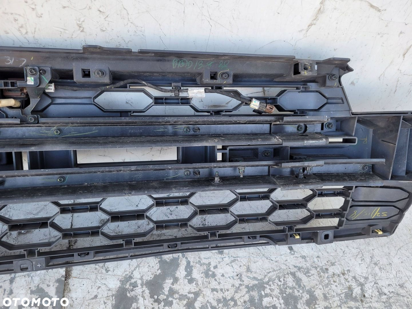 Ford Ranger Raptor VI 022- N1WB-8350-F Atrapa Grill kamera - 10