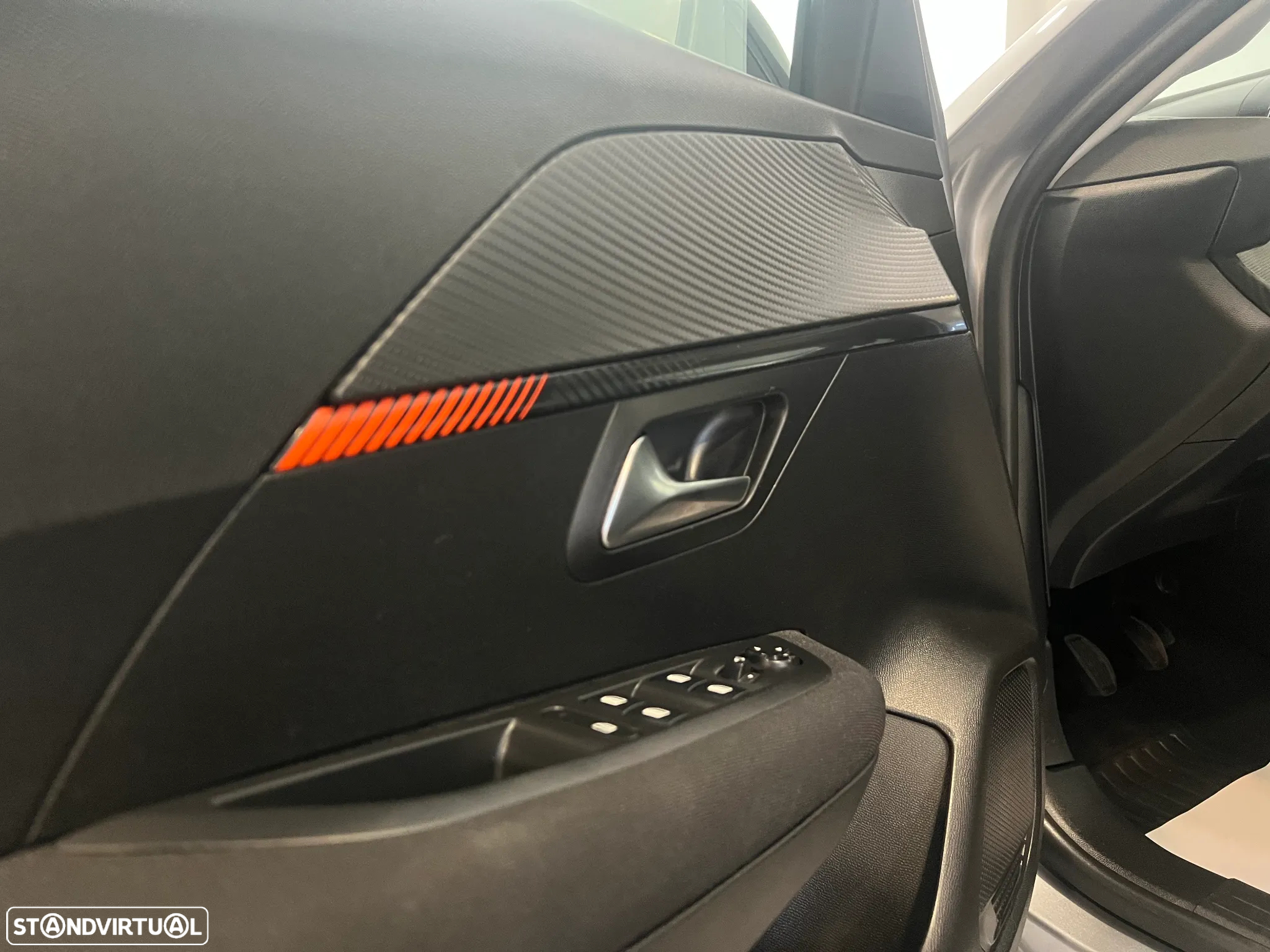Peugeot 208 1.2 PureTech Active Pack - 16