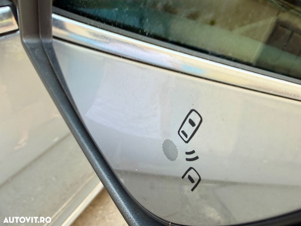 Ford Galaxy 2.0 TDCi DPF Business Edition - 19