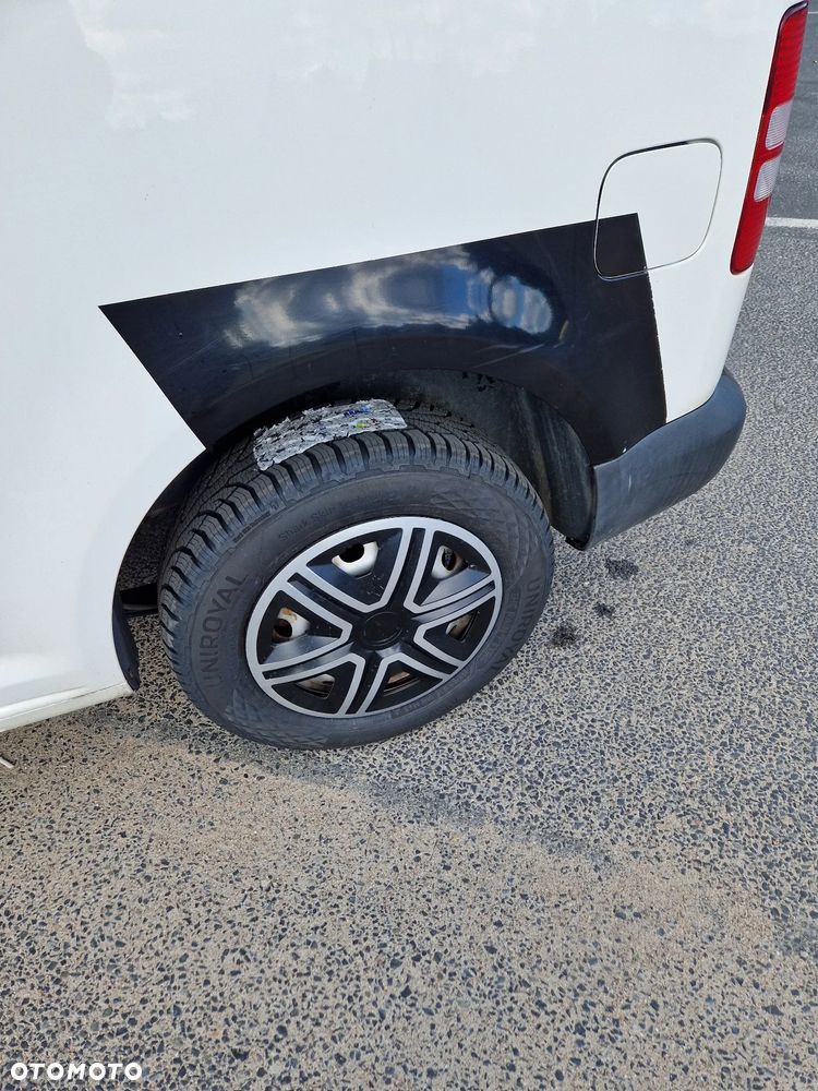 Volkswagen CADDY - 12