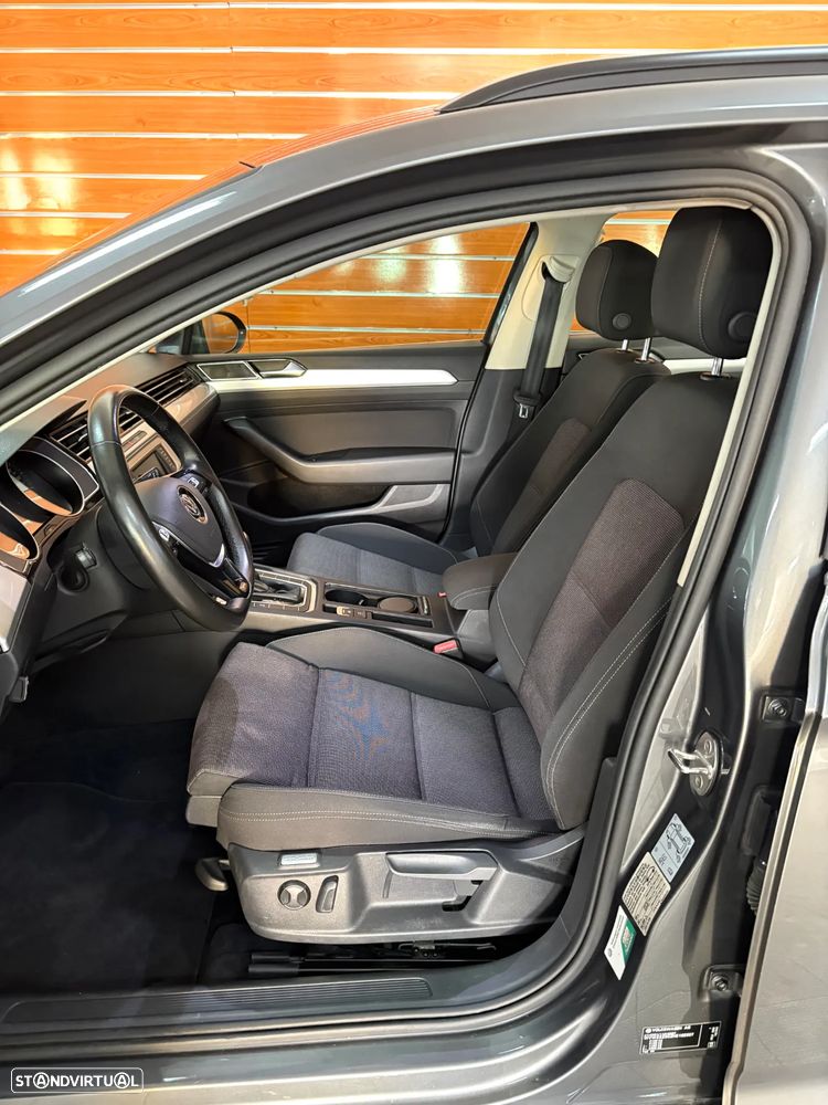 VW Passat 2.0 TDI Confortline DSG - 8