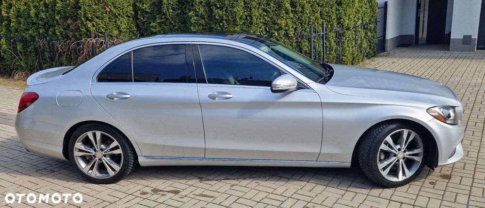 Mercedes-Benz Klasa C 300 7G-TRONIC - 6