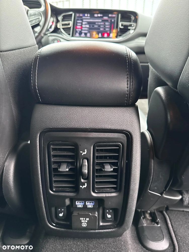 Dodge Durango - 32