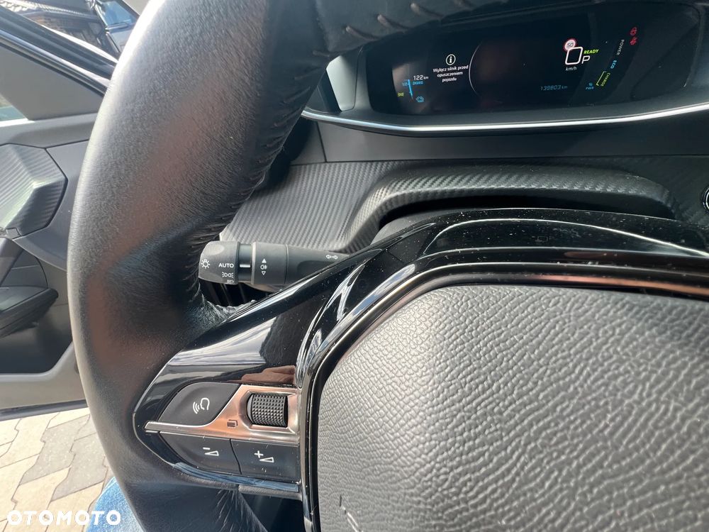 Peugeot 2008 136 Allure - 20