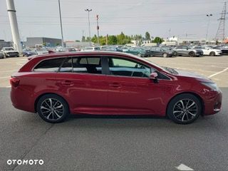 Toyota Avensis 1.8 Premium MS - 3