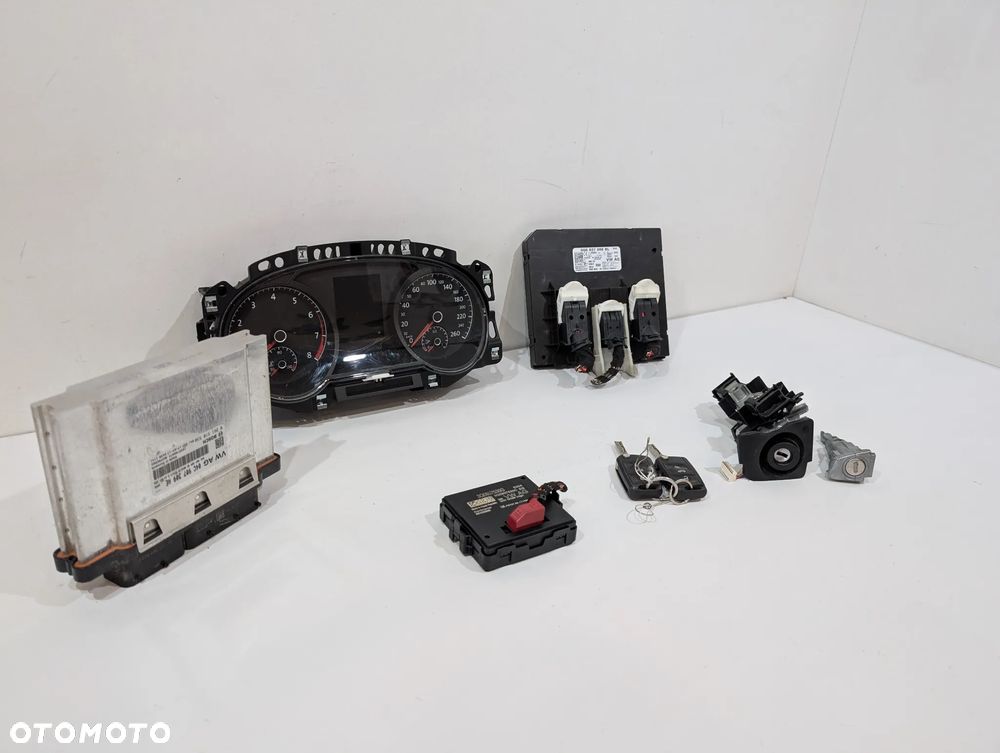 GOLF VII ZESTAW STARTOWY 1.0 TSI 5Q0937086BL 3Q0907530G 5G1920740C 04C907309AE - 2