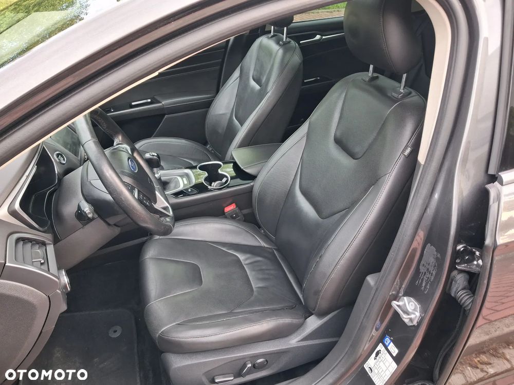 Ford Mondeo 2.0 EcoBlue Titanium - 19