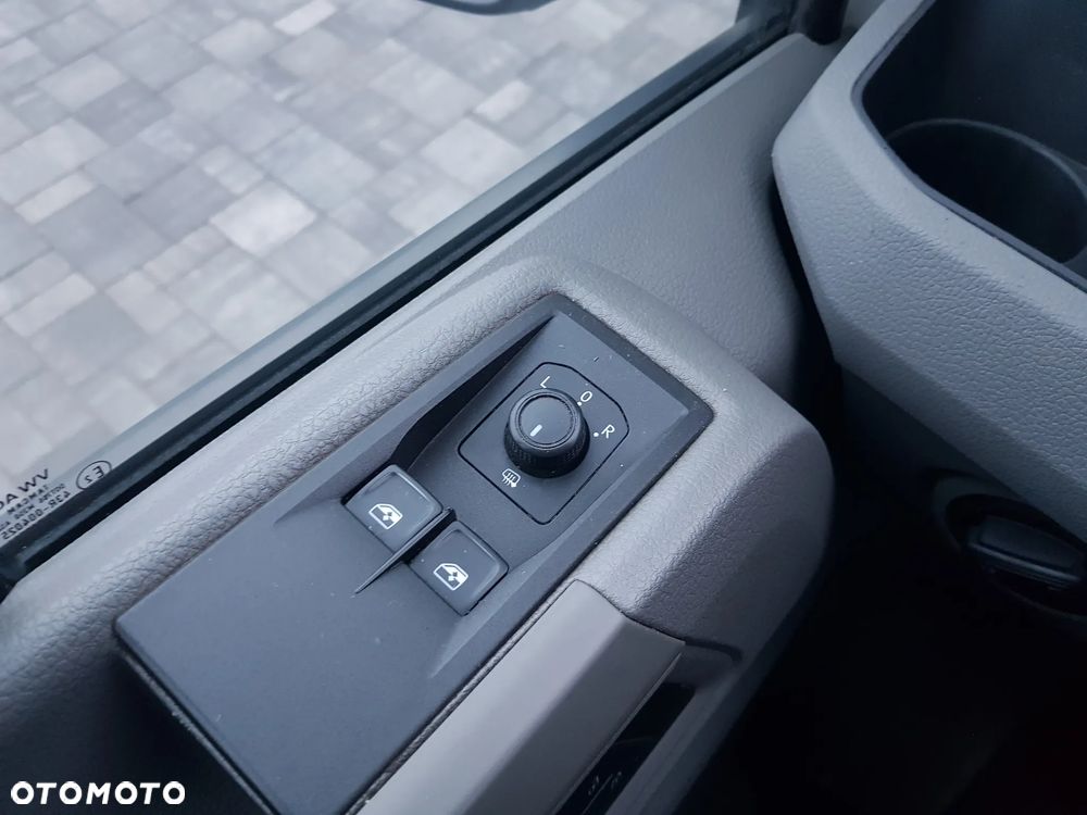 Volkswagen CRAFTER Salon Polska, Bezwypadkowy, Automat, BiXenon - 35