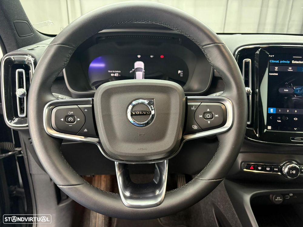 Volvo XC 40 Recharge 69 kWh Single Motor RWD Core - 11