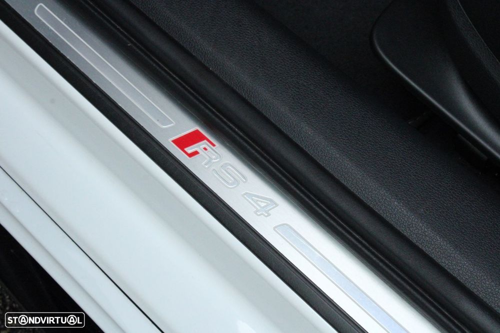 Audi RS4 Avant 2.9 TSI quattro Tiptronic - 18