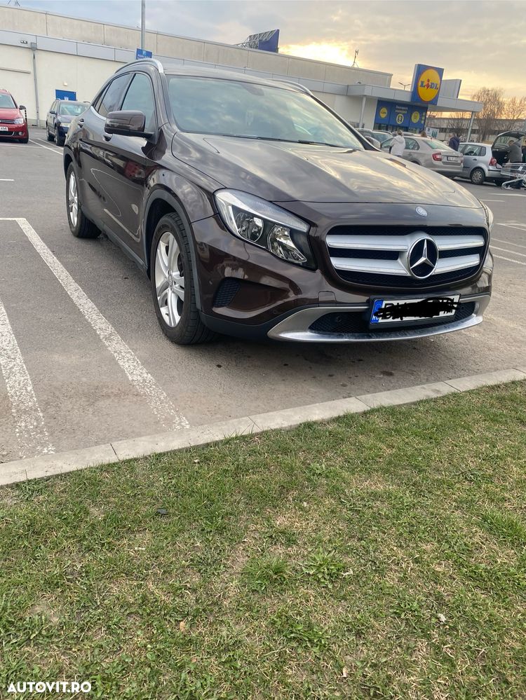 Mercedes-Benz GLA 200 (CDI) d - 2