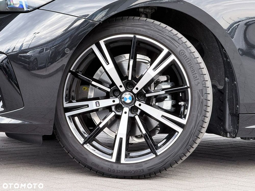 BMW Seria 5 - 12