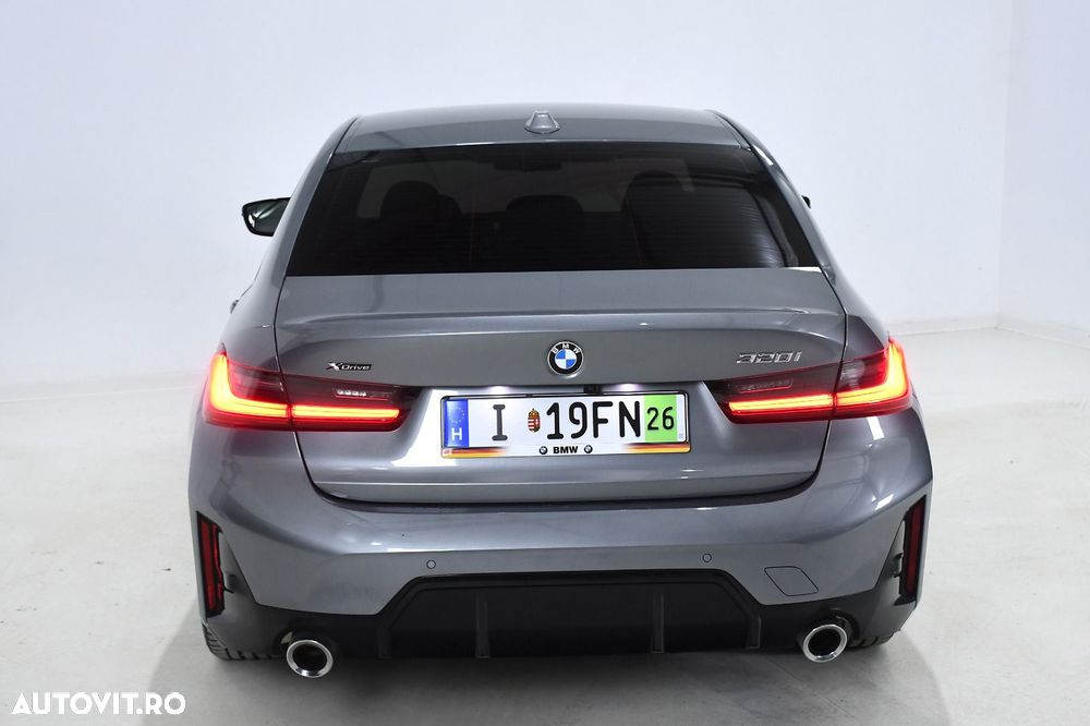 BMW Seria 3 320i xDrive Aut. M Sport - 30
