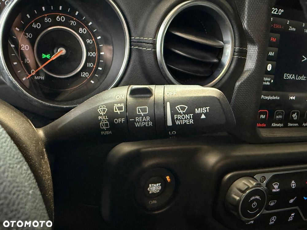 Jeep Wrangler - 30