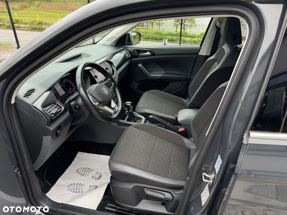 Volkswagen T-Cross - 11