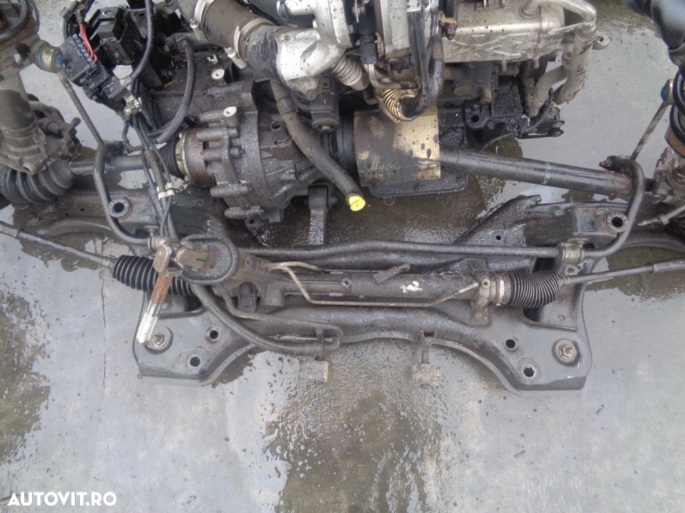 Vand Jug Motor Volkswagen Polo 6R 1.2 TDI 75CP din 2011 - 1