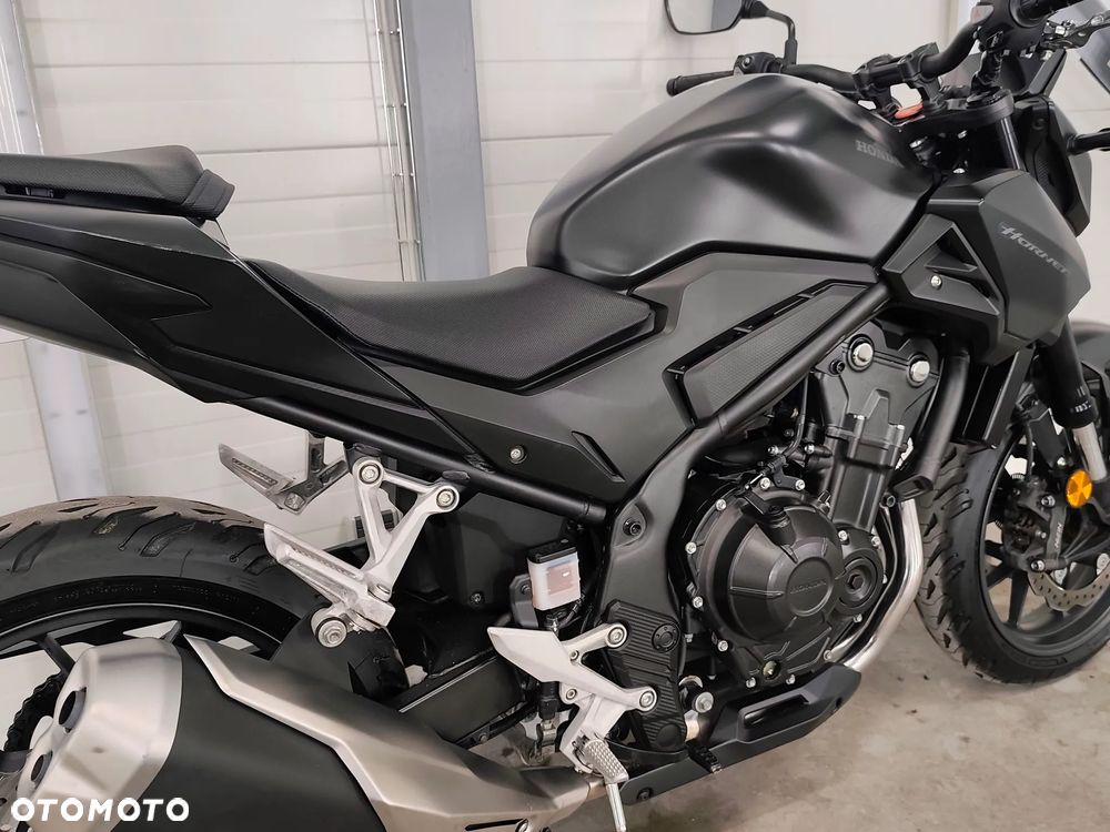 Honda CB - 12