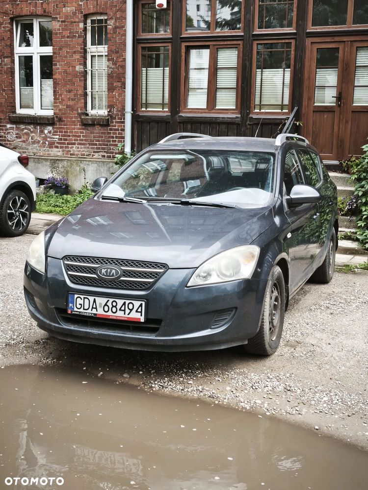 Kia Ceed 1.6 Comfort - 1