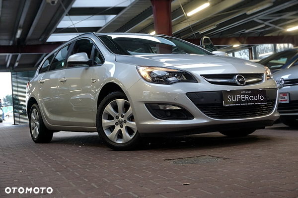 Opel Astra IV 1.4 T Enjoy S&S