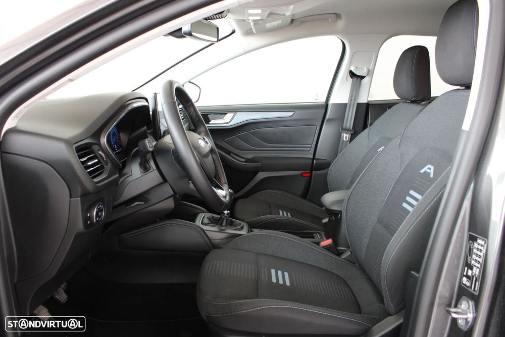 Ford Focus SW 1.0 EcoBoost MHEV ST-Line X Aut. - 6