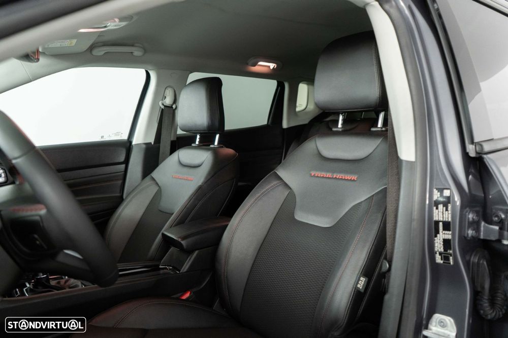 Jeep Compass 1.3 TG 4Xe Trailhawk - 8
