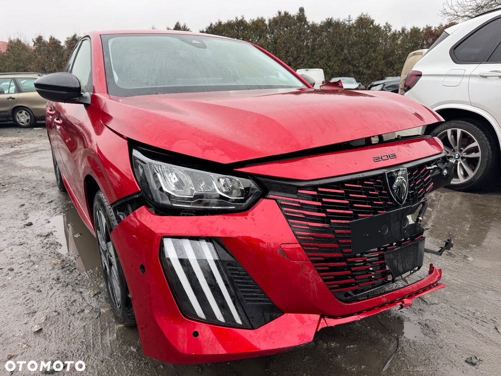 Peugeot 208 1.2 mHEV Allure - 21