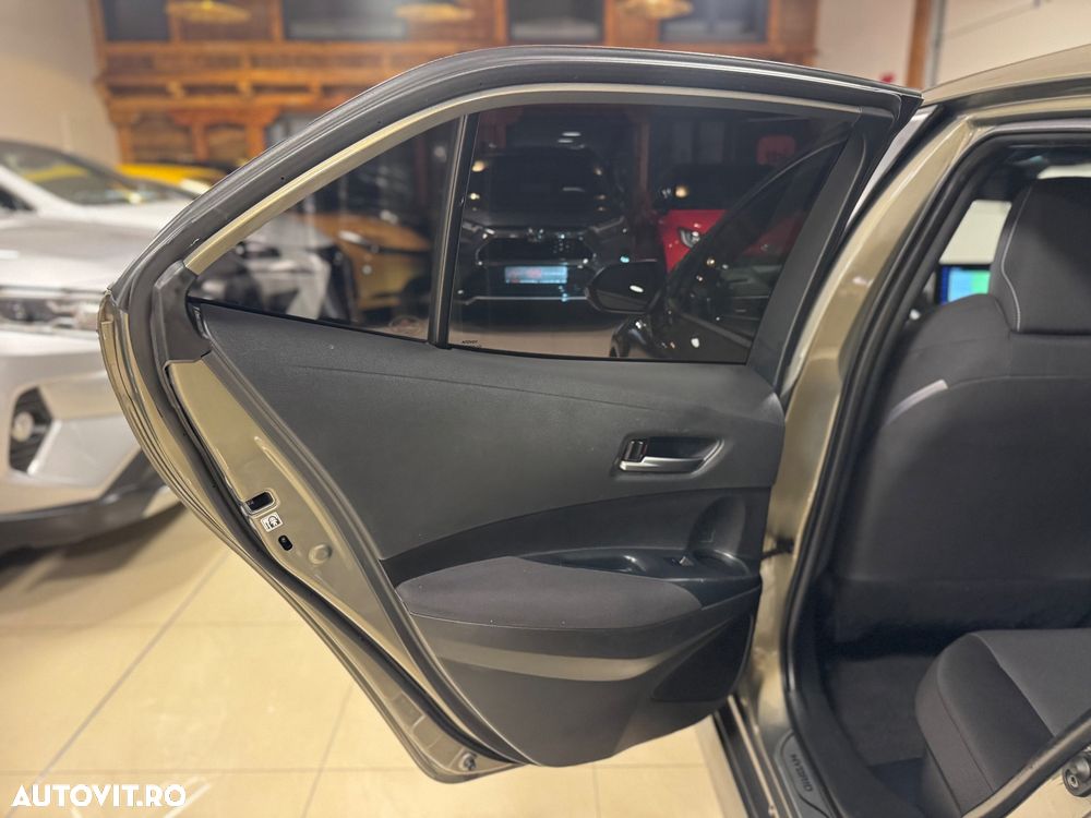 Toyota Corolla - 19