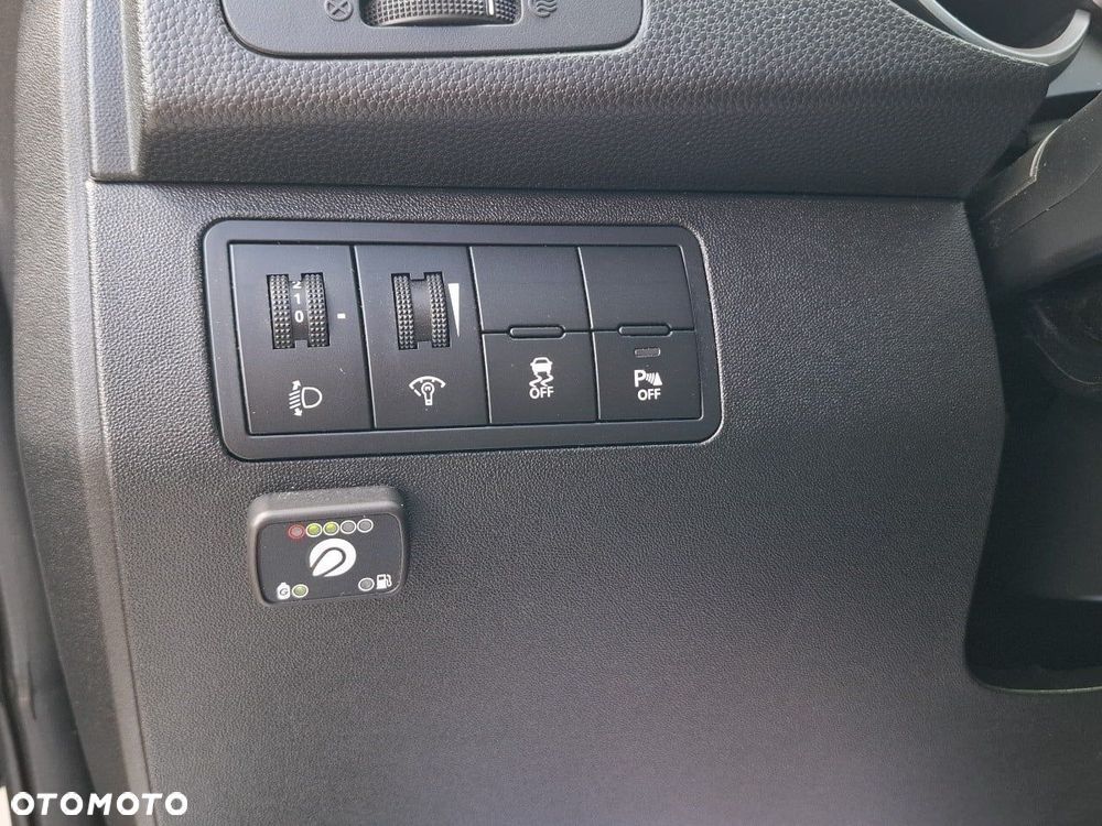 Kia Venga - 18