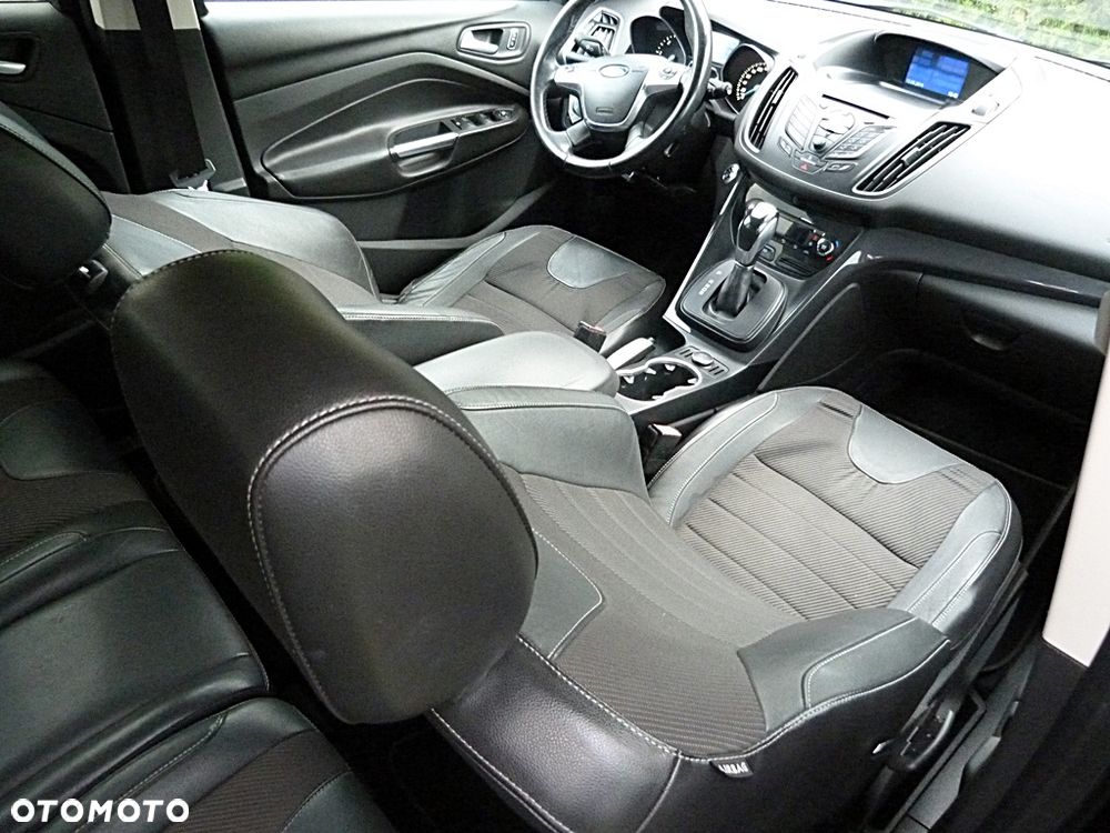 Ford Kuga 2.0 TDCi 4x4 Titanium - 11