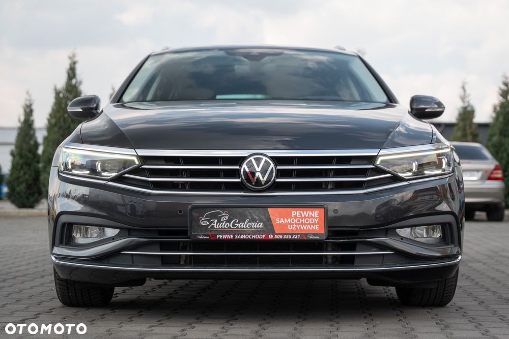 Volkswagen Passat 2.0 TDI (BlueMotion Technology) Highline - 17