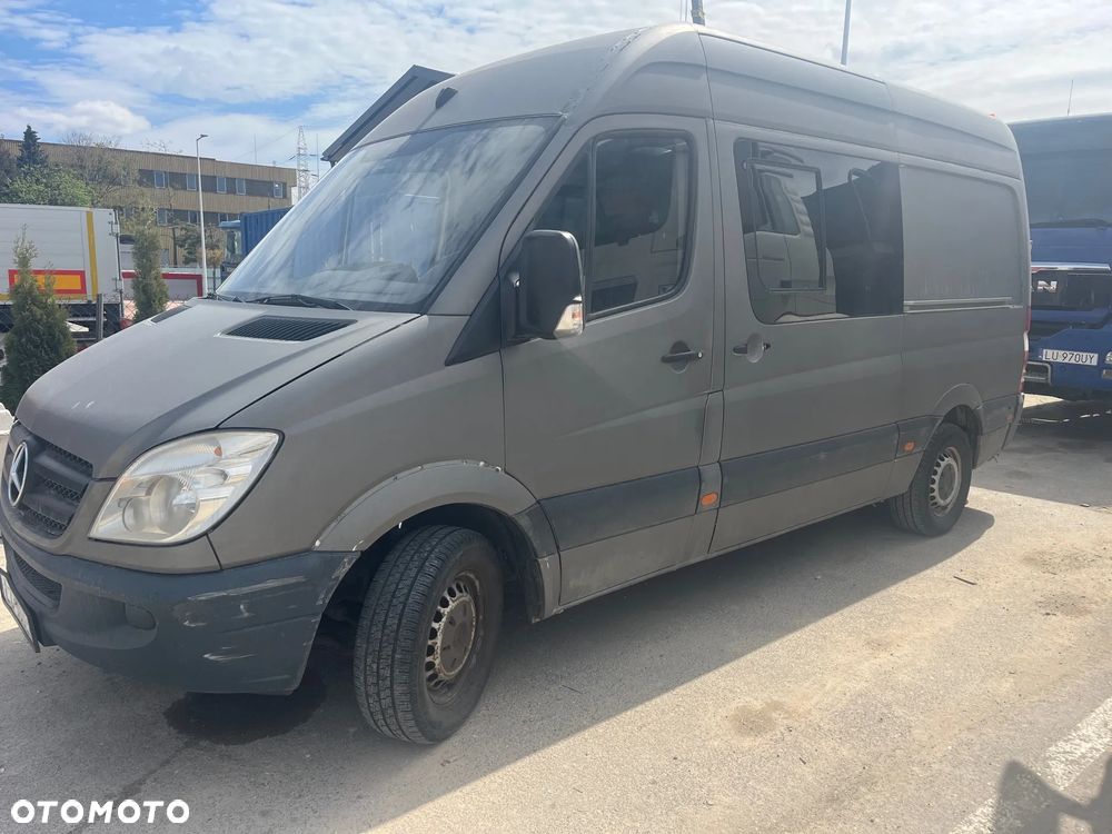 Mercedes-Benz Sprinter - 1