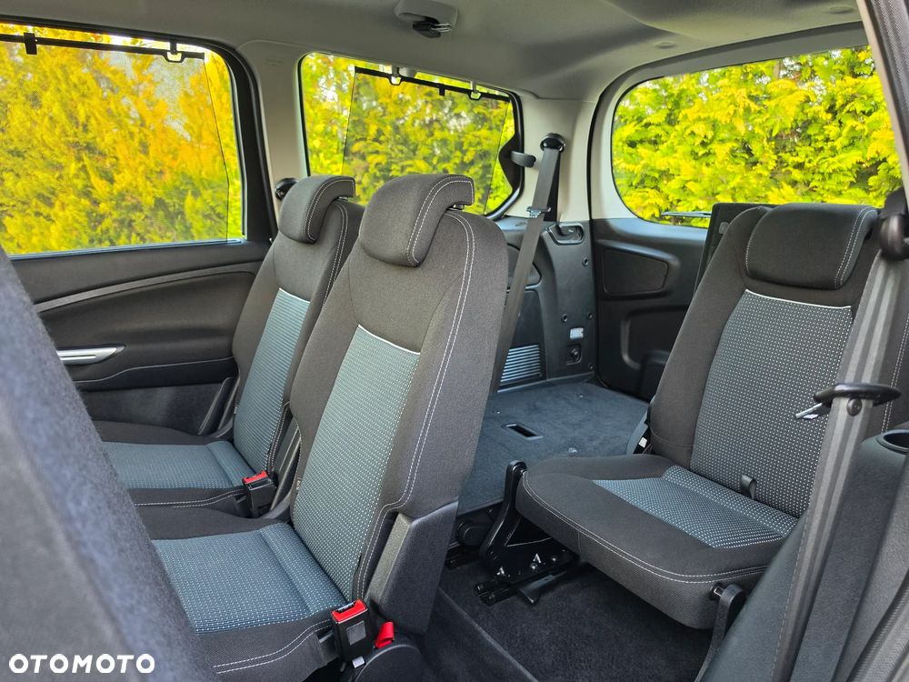 Ford Galaxy 2.0 TDCi Titanium - 27