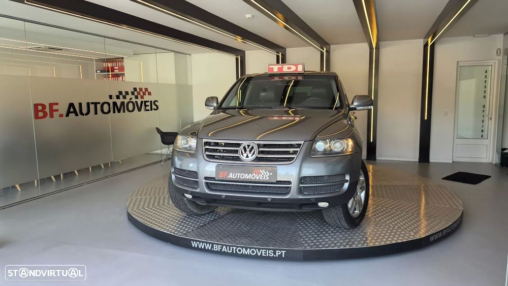 Volkswagen Touareg 3.0 TDI V6 Tiptronic — fotografia 11