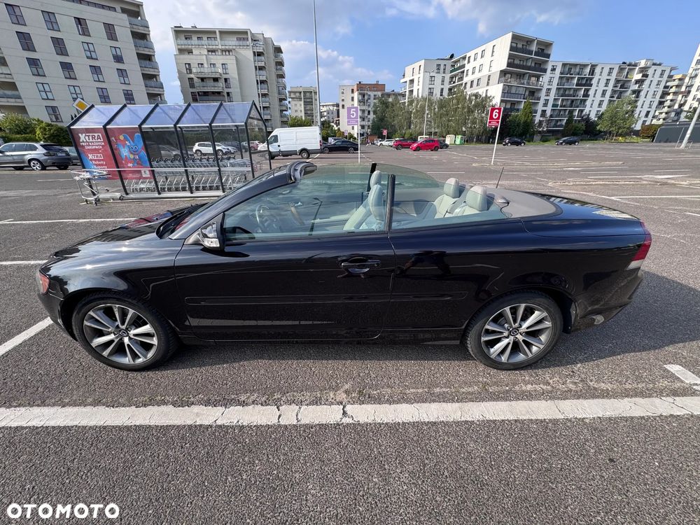 Volvo C70 2.0D Momentum - 34