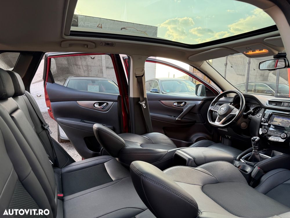 Nissan Qashqai 1.6 DIG-T TEKNA+ - 11