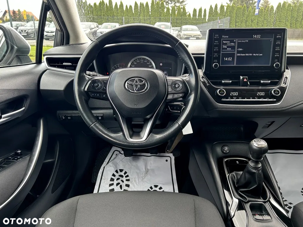 Toyota Corolla - 4