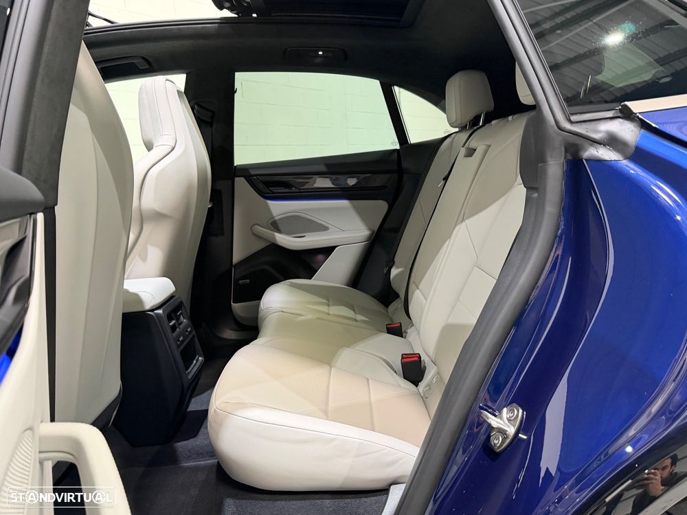 Porsche Macan Electric Turbo - 8