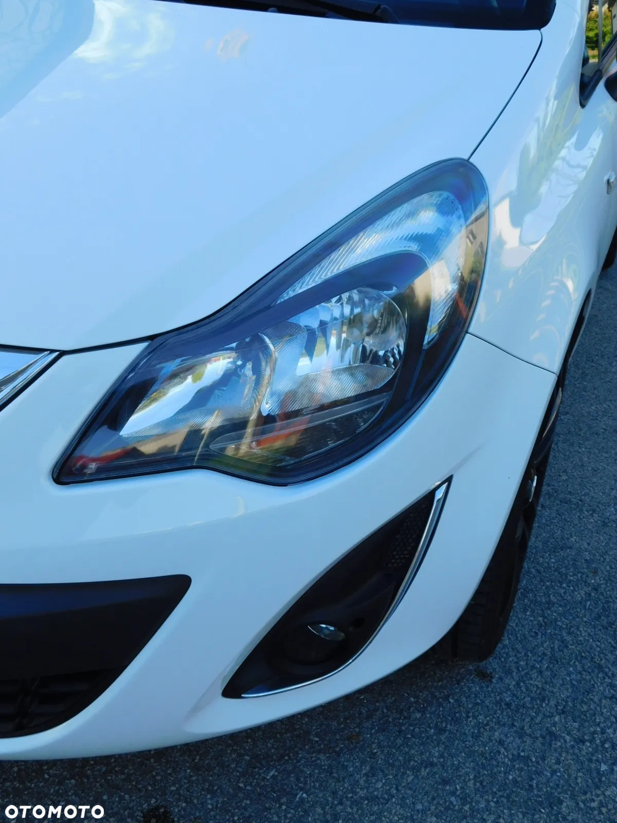 Opel Corsa 1.4 16V Innovation - 10
