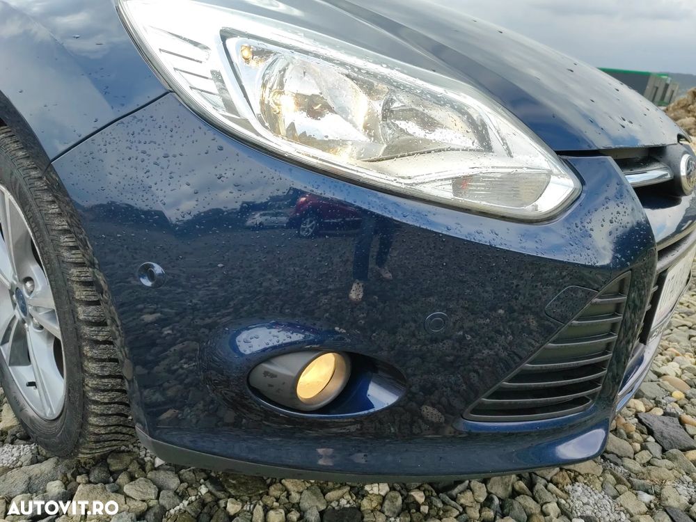 Ford Focus 1.0 EcoBoost Start-Stopp-System Champions Edition - 4