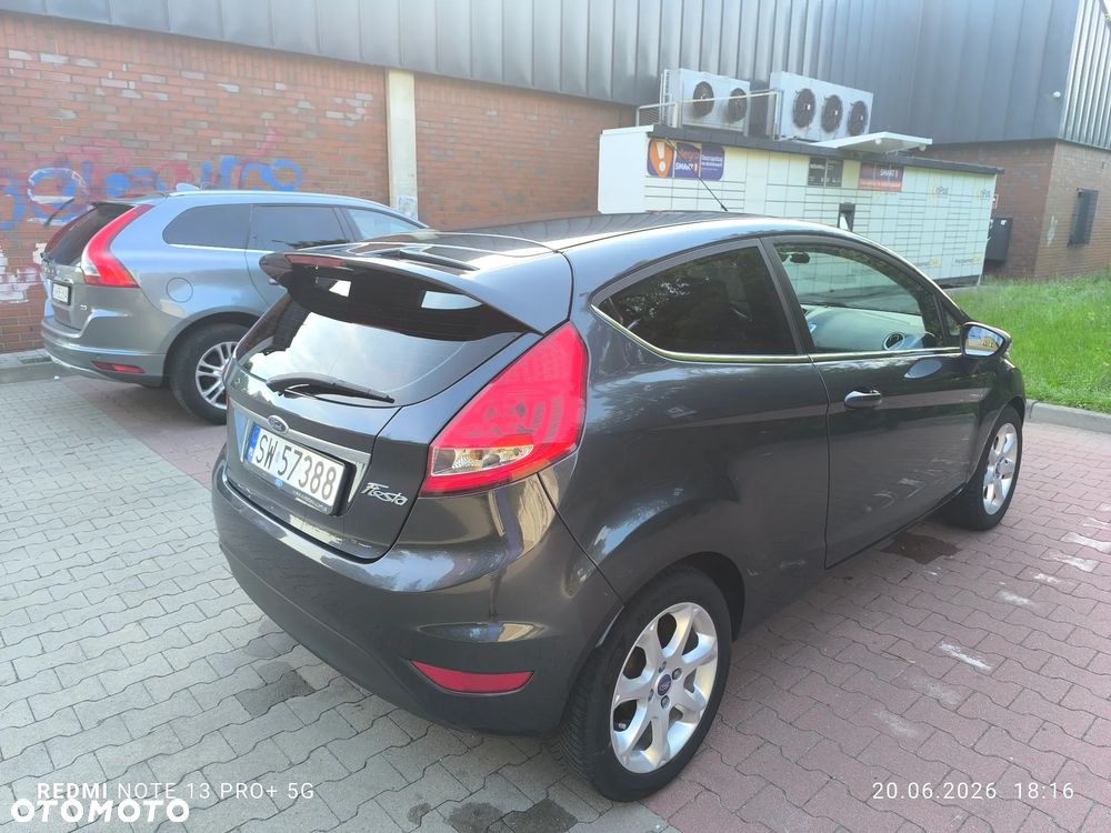 Ford Fiesta 1.4 Titanium - 4