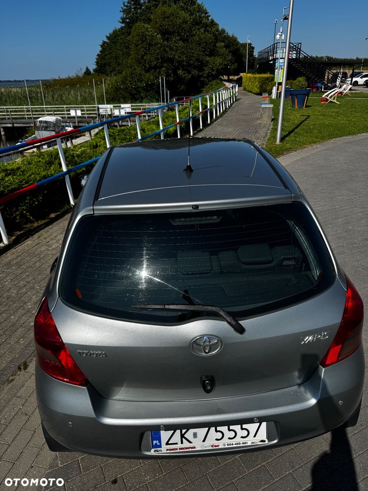 Toyota Yaris 1.3 Luna A/C - 4