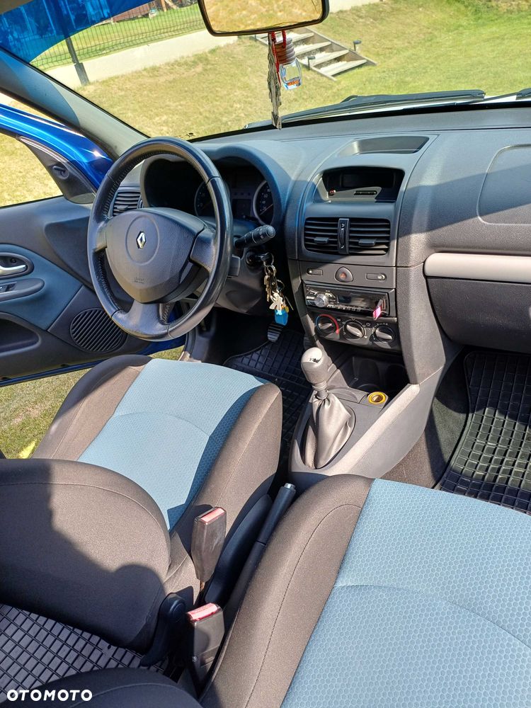 Renault Clio - 5