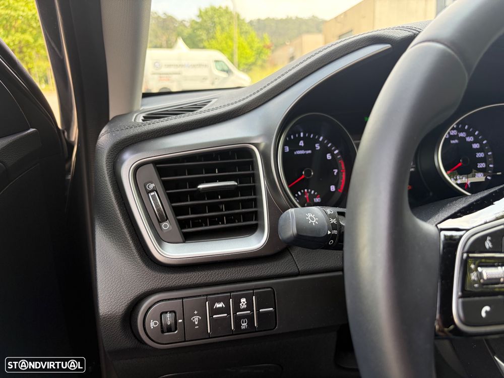 Kia XCeed 1.5 T-GDI Sport - 8