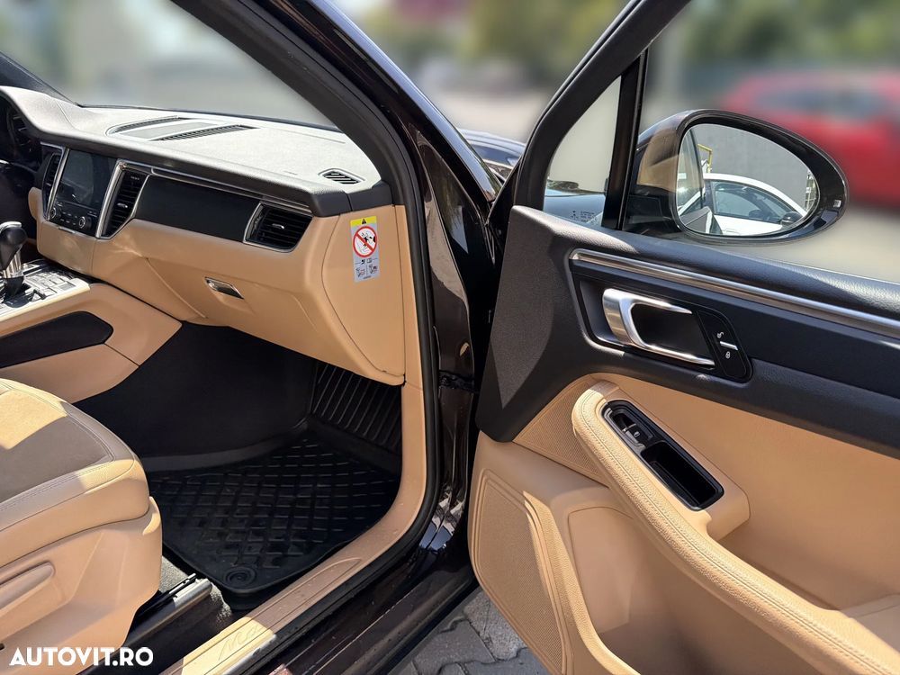 Porsche Macan - 20