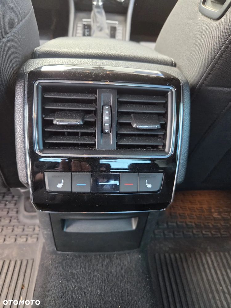 Skoda Superb 2.0 TSI Style DSG - 21